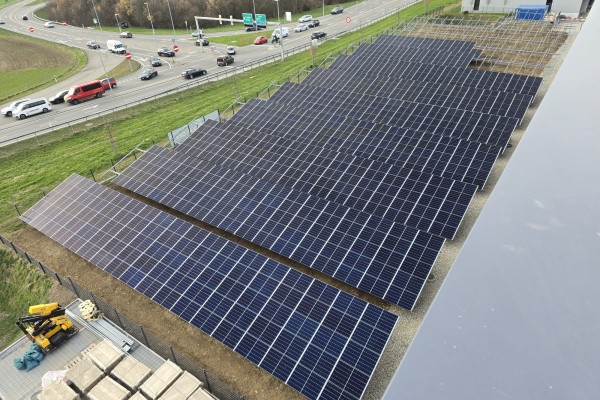 Freiflächen geschmückt mit Solarstrom